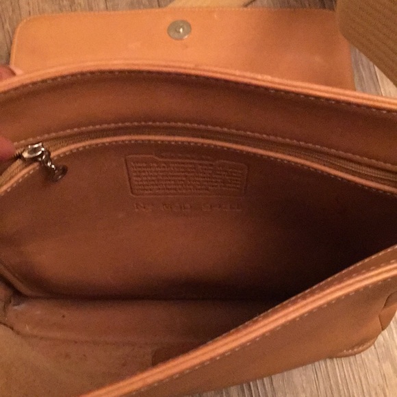 Coach purse - Picture 3 of 5